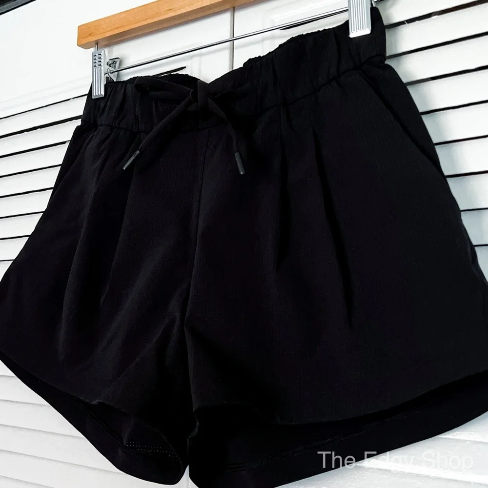 lululemon athletica | Stroll at Sundown Short 3" Black - Picture 2 of 6